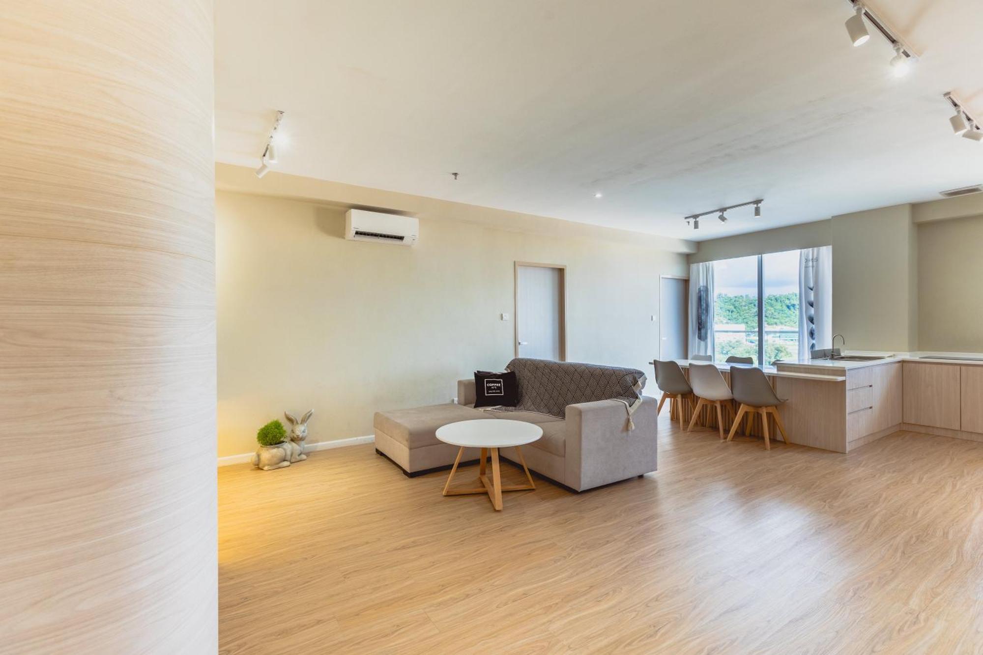Queensland Suites At Aru Suites, Кота-Кинабалу Экстерьер фото